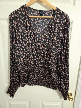 Gap Black Floral Wrap-Style Blouse with Pink Flowers Ruched Waist Size XL Tall